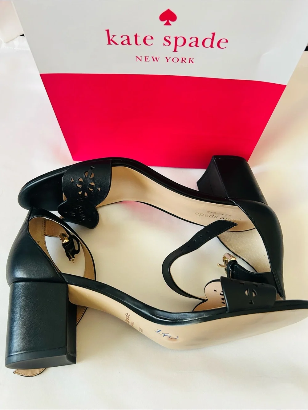 ♠️ Kate Spade ♠️ Black Willow Scalloped Laser-Cut Ankle-Strap Sandals (NWOT)